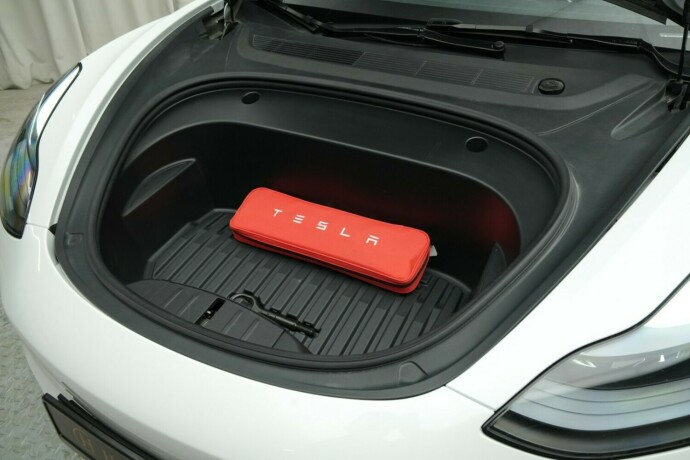 tesla-model-3-elektrisitet-2023-big-15