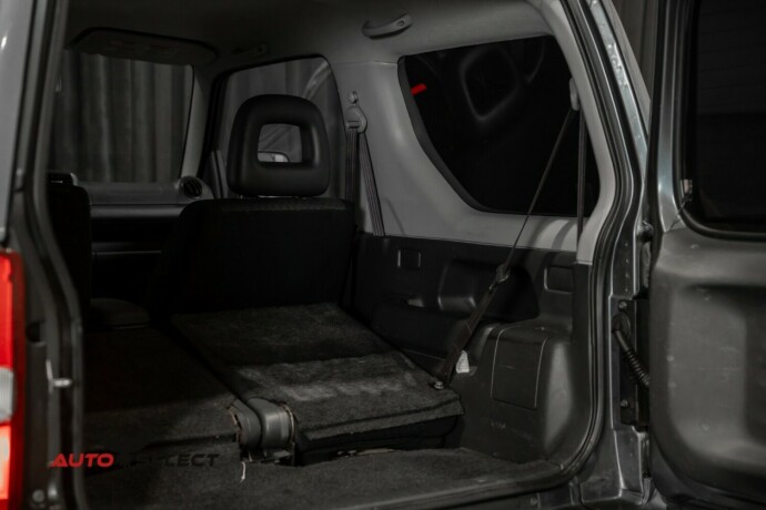 suzuki-jimny-bensin-2008-big-11