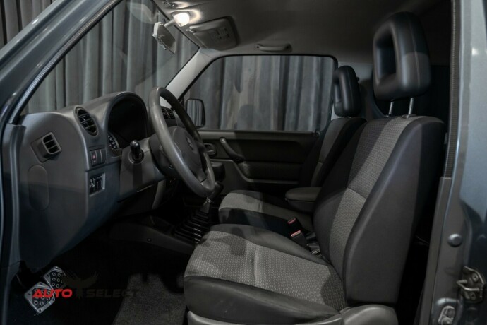 suzuki-jimny-bensin-2008-big-17