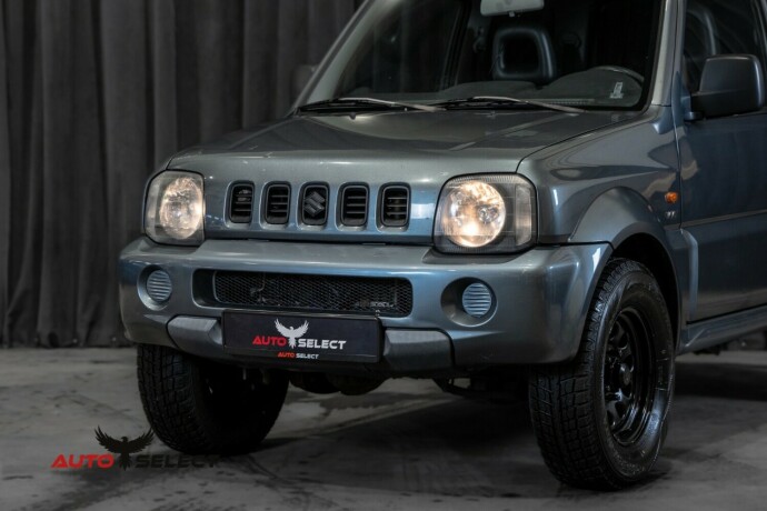 suzuki-jimny-bensin-2008-big-6