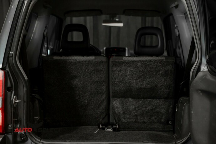 suzuki-jimny-bensin-2008-big-9