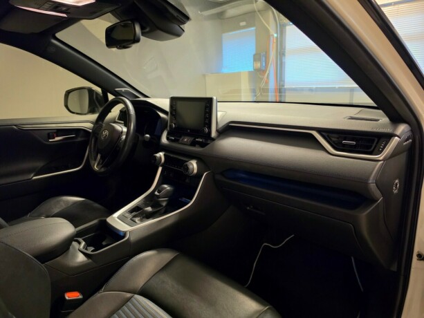 toyota-rav4-elektrisitetbensin-2020-big-11