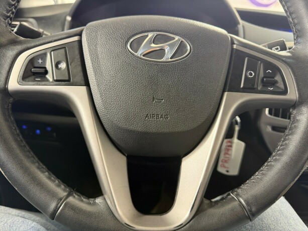 hyundai-i20-bensin-2013-big-23