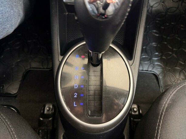 hyundai-i20-bensin-2013-big-19