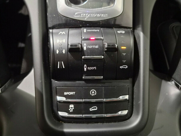 porsche-cayenne-diesel-2011-big-21