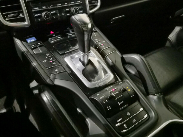 porsche-cayenne-diesel-2011-big-20