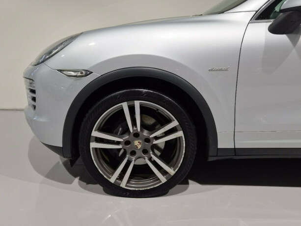 porsche-cayenne-diesel-2011-big-6