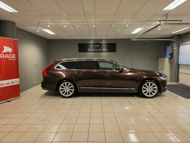 volvo-v90-plug-in-petrol-2019-big-3
