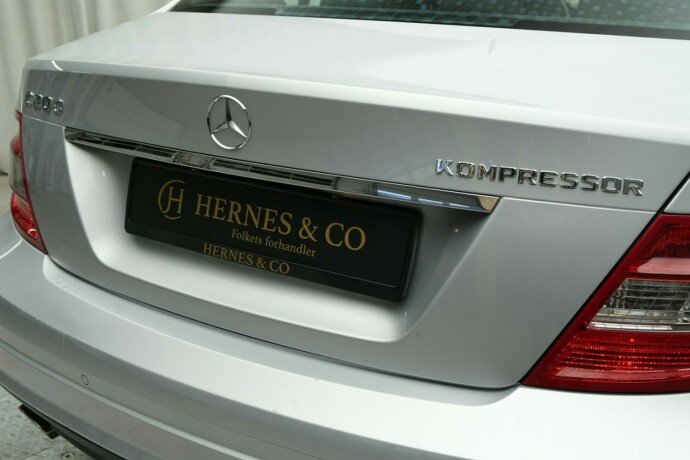 mercedes-benz-c200-bensin-2007-big-16