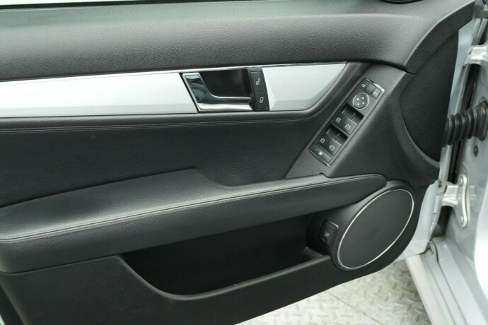 mercedes-benz-c200-bensin-2007-big-19