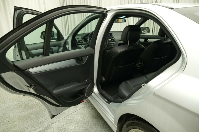 mercedes-benz-c200-bensin-2007-big-38