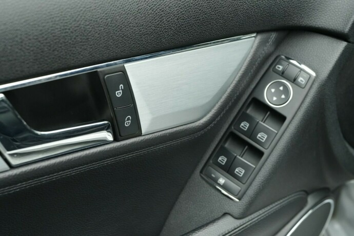 mercedes-benz-c200-bensin-2007-big-20
