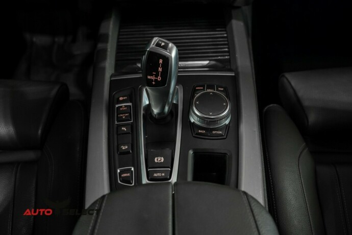 bmw-x5-elektrisitetbensin-2018-big-37