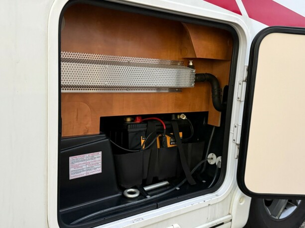 autostar-prestige-elite-i730lc-queensbed-senkeseng-alde-varme-23-177hk-diesel-2018-big-87
