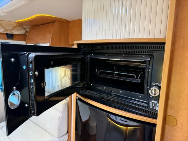 autostar-prestige-elite-i730lc-queensbed-senkeseng-alde-varme-23-177hk-diesel-2018-big-55