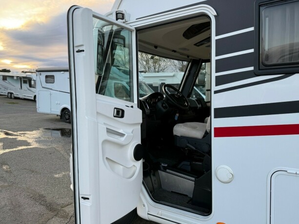 autostar-prestige-elite-i730lc-queensbed-senkeseng-alde-varme-23-177hk-diesel-2018-big-8
