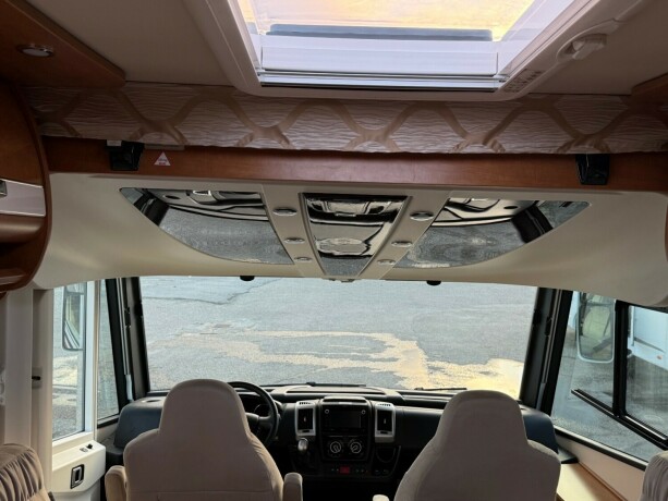 autostar-prestige-elite-i730lc-queensbed-senkeseng-alde-varme-23-177hk-diesel-2018-big-23