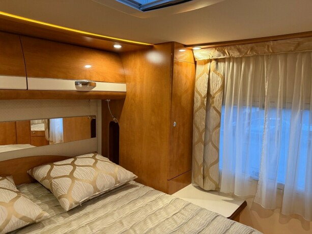 autostar-prestige-elite-i730lc-queensbed-senkeseng-alde-varme-23-177hk-diesel-2018-big-81