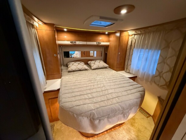 autostar-prestige-elite-i730lc-queensbed-senkeseng-alde-varme-23-177hk-diesel-2018-big-69