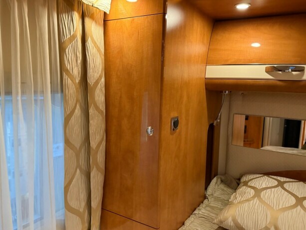 autostar-prestige-elite-i730lc-queensbed-senkeseng-alde-varme-23-177hk-diesel-2018-big-79