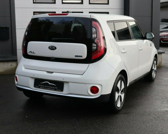 kia-soul-elektrisitet-2018-big-3
