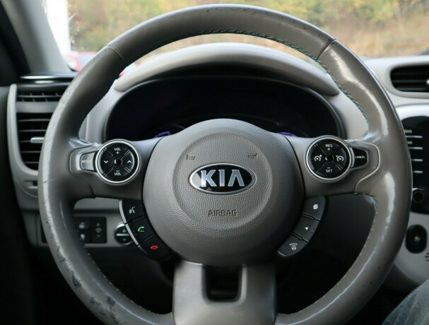 kia-soul-elektrisitet-2018-big-11