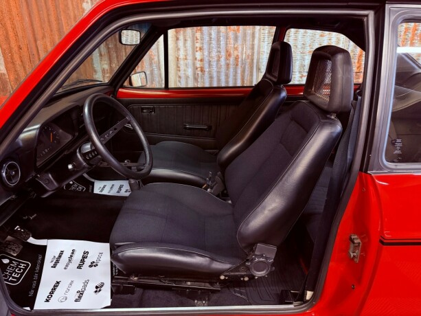 ford-escort-bensin-1977-big-16