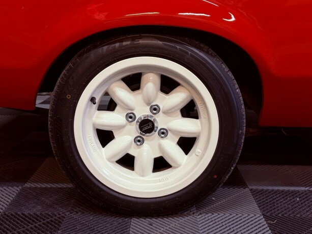 ford-escort-bensin-1977-big-4