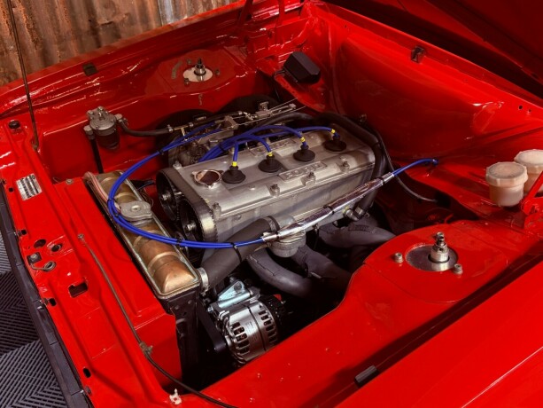 ford-escort-bensin-1977-big-40