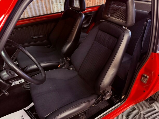 ford-escort-bensin-1977-big-17