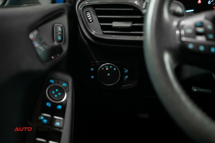 ford-fiesta-bensin-2019-big-28
