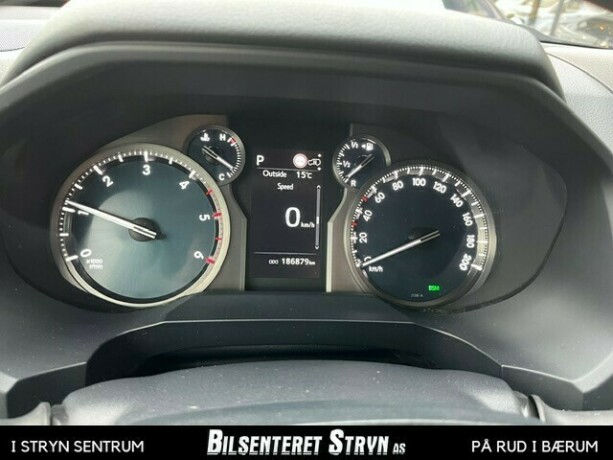 toyota-land-cruiser-diesel-2022-big-10
