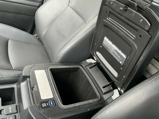 toyota-land-cruiser-diesel-2022-big-21