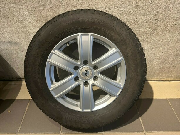 toyota-land-cruiser-diesel-2022-big-28