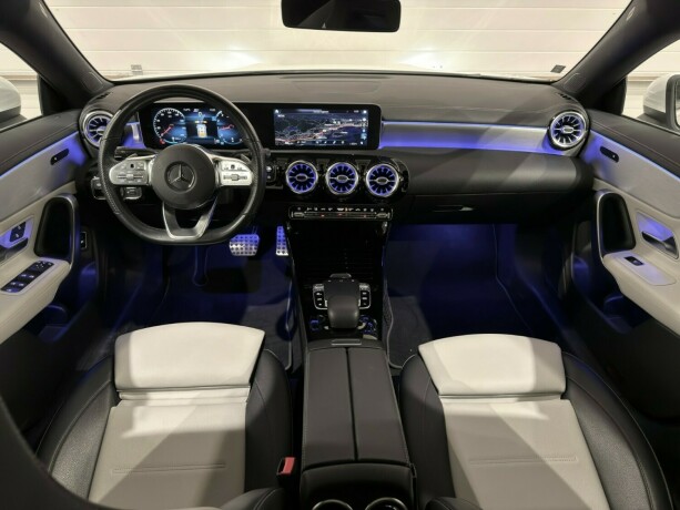 mercedes-benz-cla180-bensin-2019-big-16