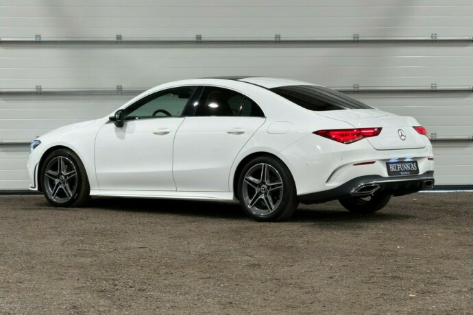 mercedes-benz-cla180-bensin-2019-big-3