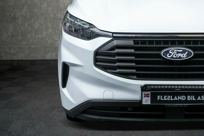 ford-transit-custom-diesel-2024-big-6