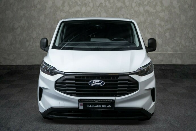 ford-transit-custom-diesel-2024-big-5