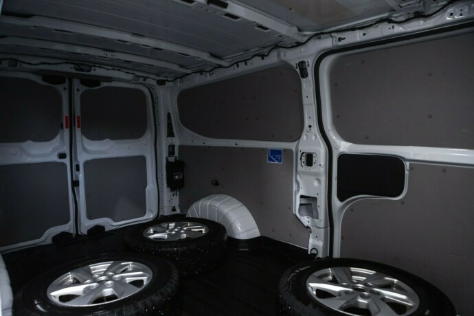 ford-transit-custom-diesel-2024-big-25