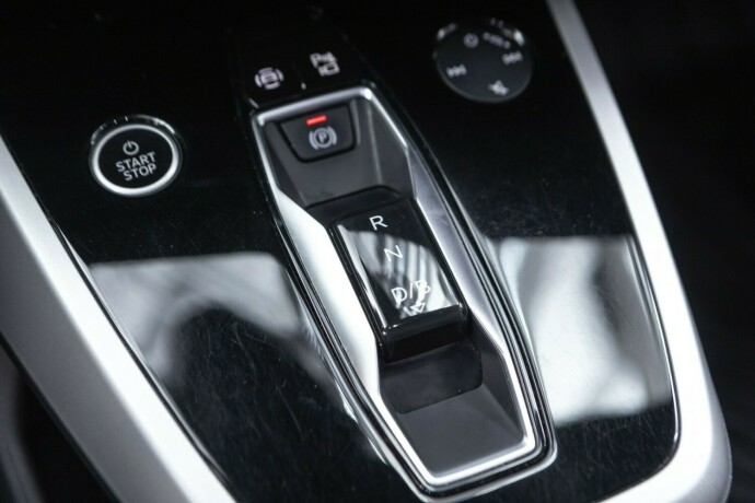 audi-q4-e-tron-elektrisitet-2022-big-20