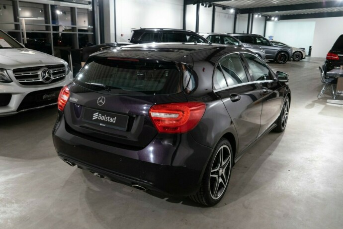 mercedes-benz-a180-bensin-2014-big-4