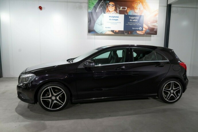 mercedes-benz-a180-bensin-2014-big-1
