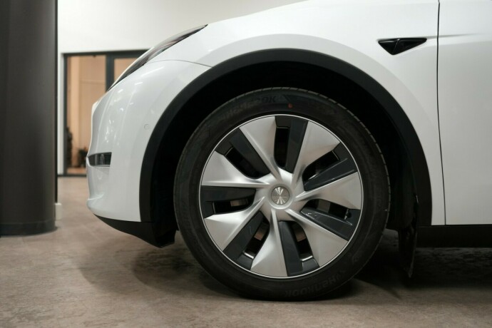 tesla-model-y-elektrisitet-2021-big-26