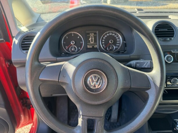 volkswagen-caddy-diesel-2012-big-12