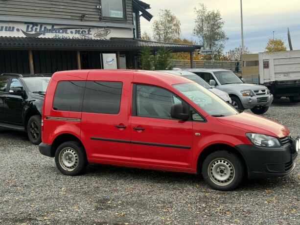 volkswagen-caddy-diesel-2012-big-2