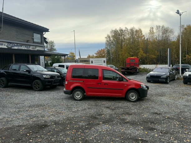 volkswagen-caddy-diesel-2012-big-4