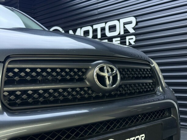 toyota-rav4-bensin-2006-big-4