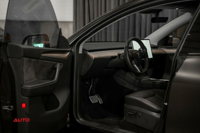 tesla-model-y-elektrisitet-2023-big-21