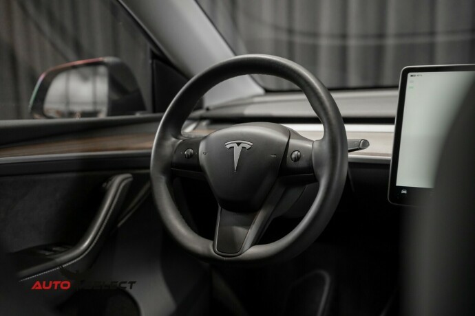 tesla-model-y-elektrisitet-2023-big-28