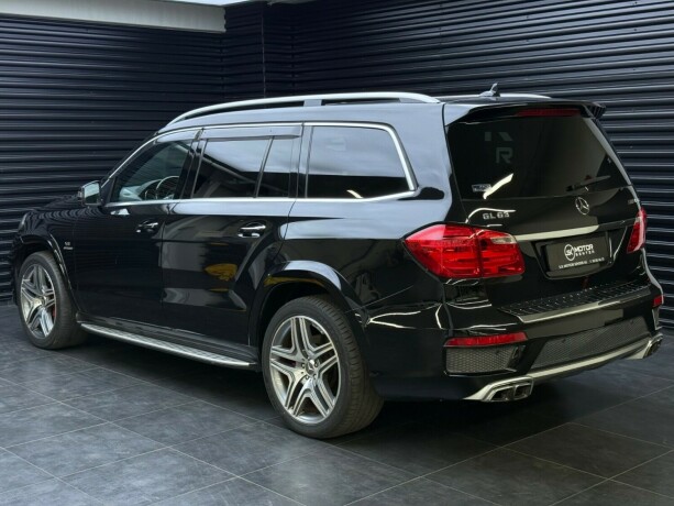 mercedes-benz-gl63-bensin-2014-big-1